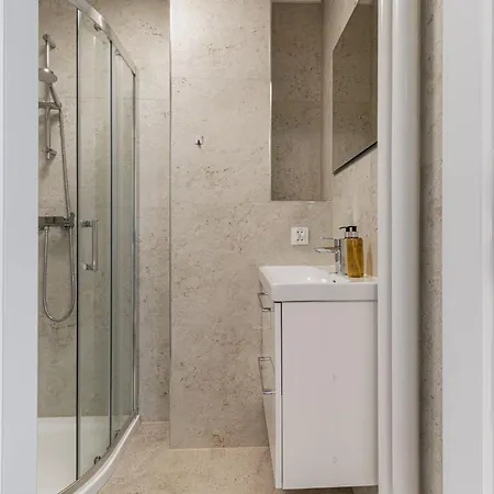 Rentplanet - Borowska Appartamento *