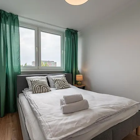 Appartamento Rentplanet - Borowska Breslavia